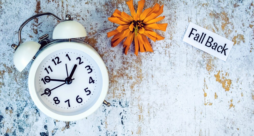 clock with Fall Back note